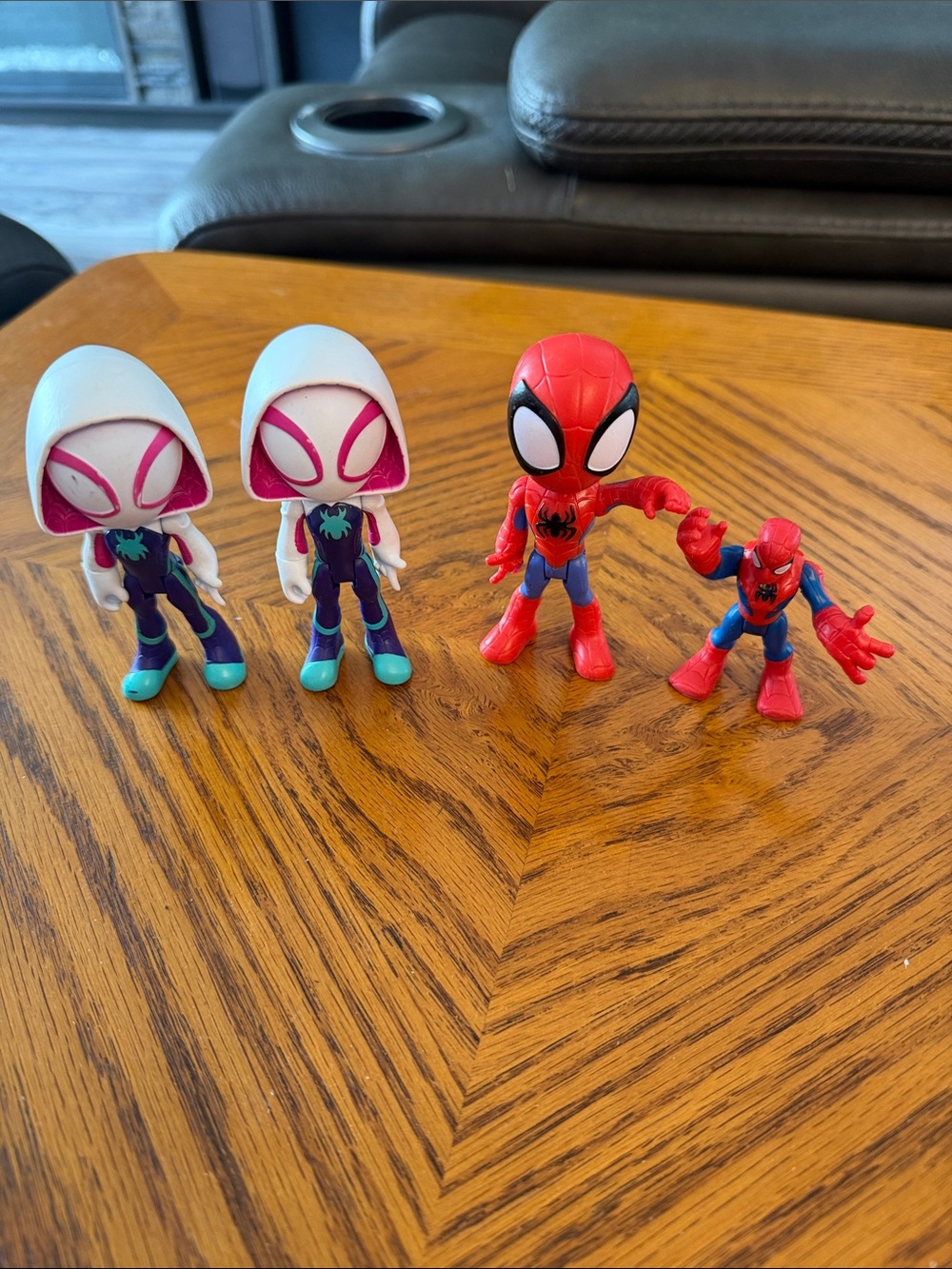 Spider Hero Kids Figurine Set - Red and White‎